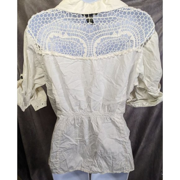 Millenium Lace Shoulder Button Up - Picture 11 of 12